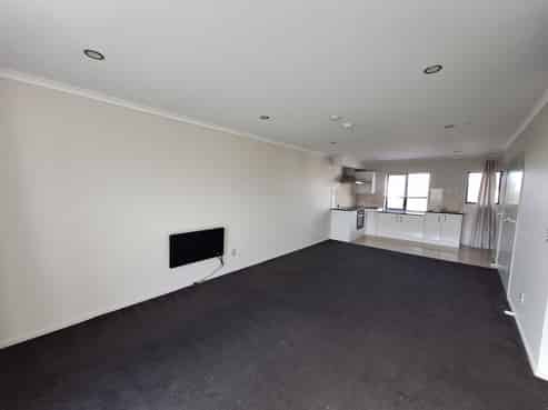 4/8 Kerrs Road, Manukau