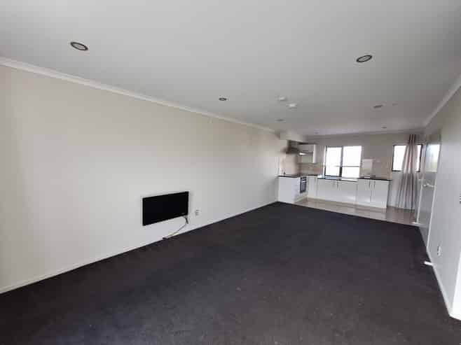 4/8 Kerrs Road, Manukau