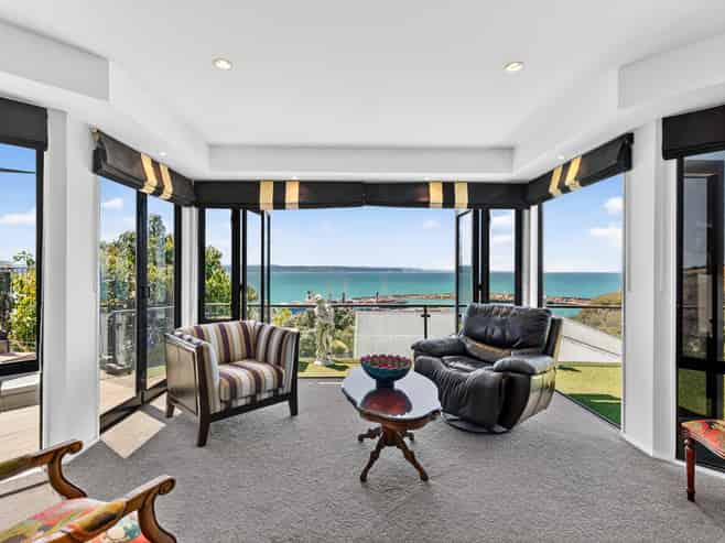 128B Thompson Road, Bluff Hill