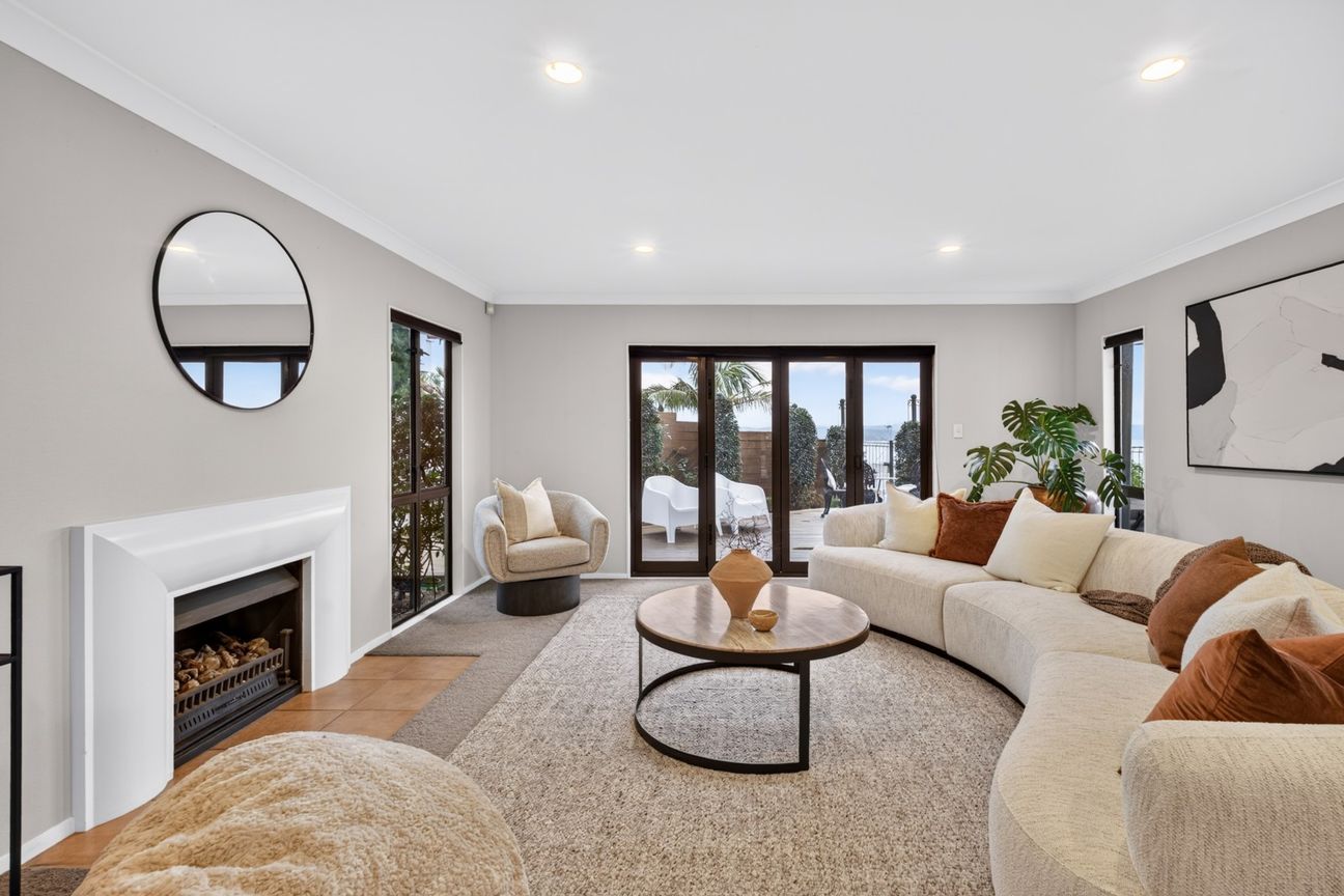 A Lifestyle You'll Never Want to Leave - Vista 3