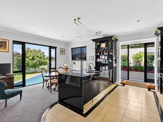 128B Thompson Road, Bluff Hill