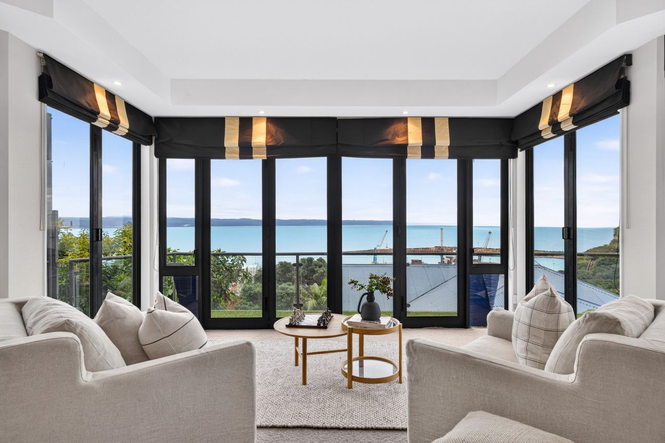 A Lifestyle You'll Never Want to Leave - Vista 2