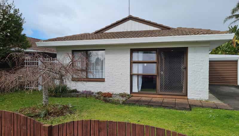 2A Roys Road, Weymouth