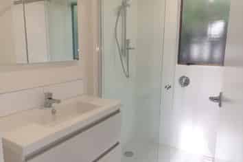 2/87 Freyberg Street, Lyall Bay