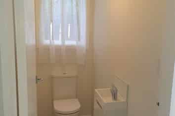 2/87 Freyberg Street, Lyall Bay