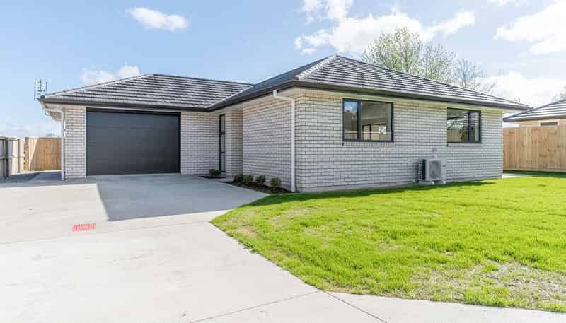 37 Rhodes Street, Carterton