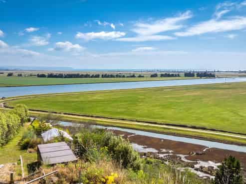 64a Nilgiri Road, Poraiti