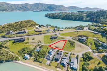17 Te Wharau Lane, Charteris Bay