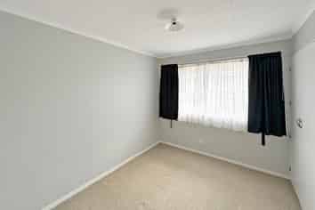 2/38 Mako Mako Road, Levin