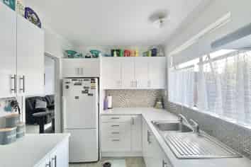 2/38 Mako Mako Road, Levin