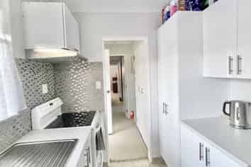 2/38 Mako Mako Road, Levin