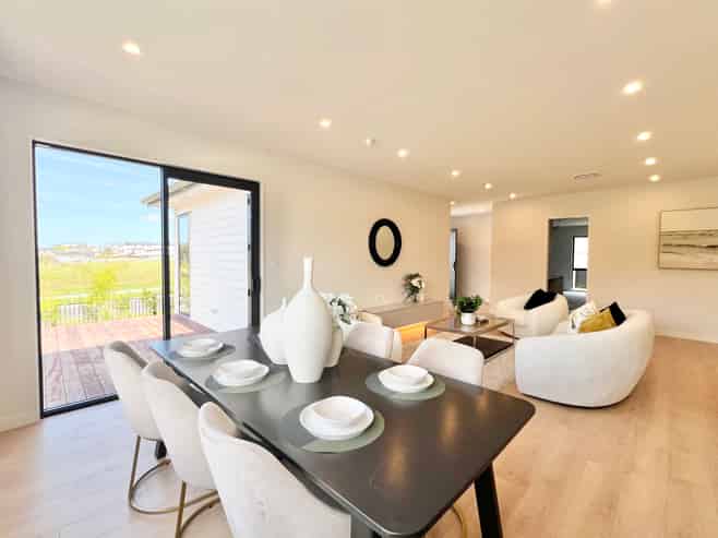 77 Skulander Crescent, Millwater