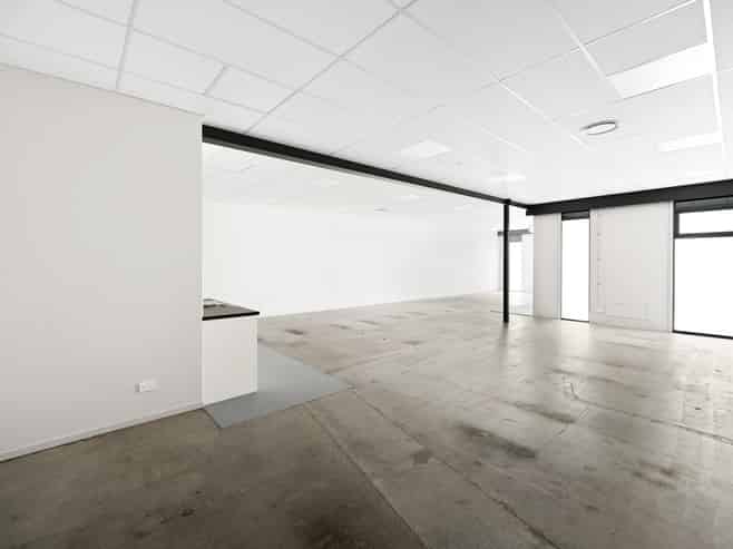 Stand out on Te Aroha Street