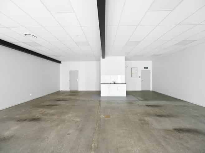 Stand out on Te Aroha Street