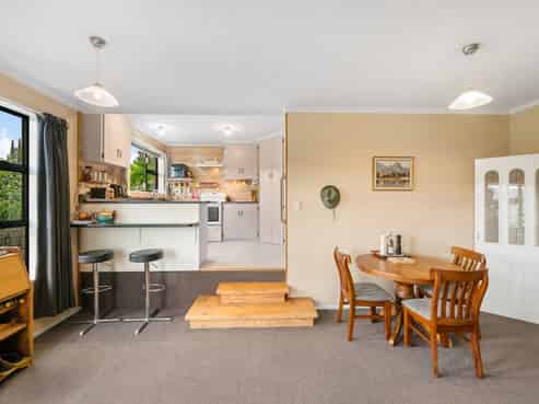 27 O'neill Crescent, Alexandra