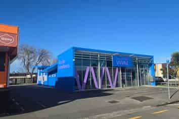 Office/Retail in High Profile Location