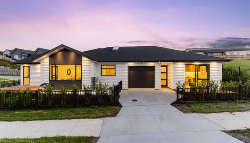 77 Skulander Crescent, Millwater