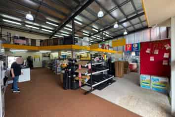 557sqm High-Profile Large Format Retail