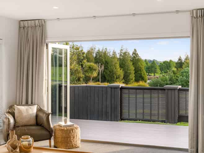 1 Fender Close, Pyes Pa