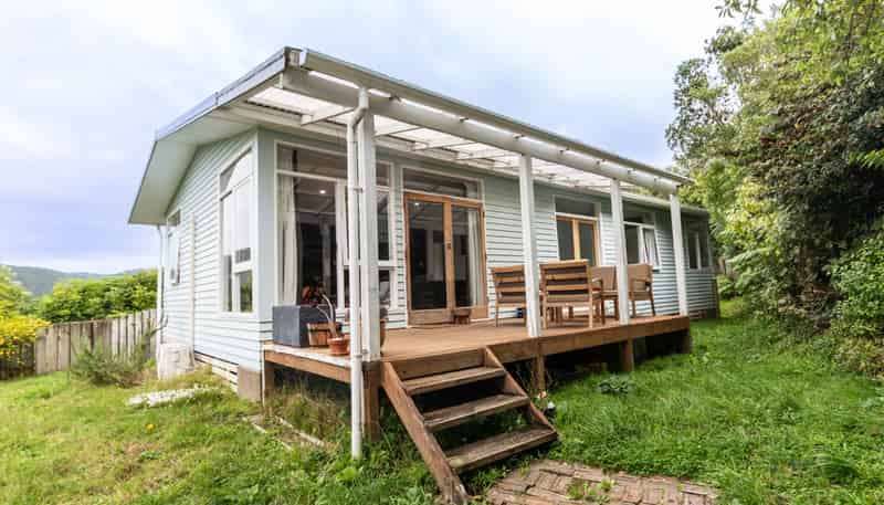 9 Berrymead Way, Karori