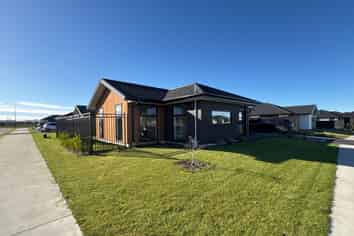 42 Oriel Way, Rolleston