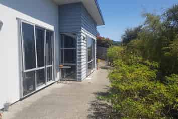  Room 3, 4 Essex Terrace, Stoke