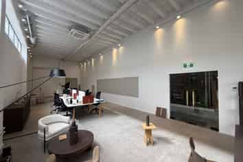 Immaculate Mixed Use Warehouse and Office | 425 m2