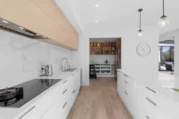 31 Papareia Road, Karaka