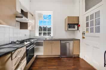 2/54 Northland Road, Northland