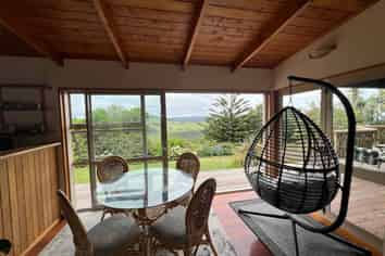 111 Constable Road, Muriwai