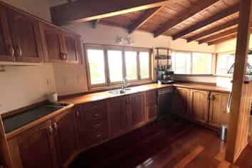 111 Constable Road, Muriwai