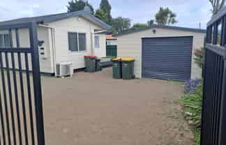 49A Beach Road, Pahurehure