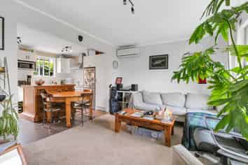 1/27 Wright Road, Point Chevalier