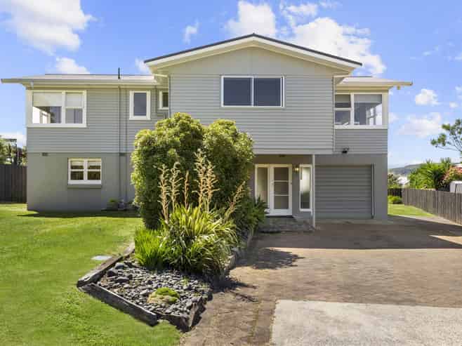 19 Taipari Avenue, Raglan