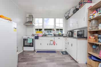 15 Cole Street, Dannevirke