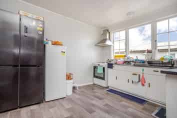 15 Cole Street, Dannevirke