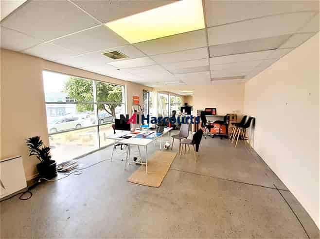 Excellent Office/Showroom