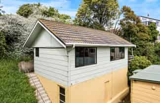 E/4 Longwood Avenue, Mornington