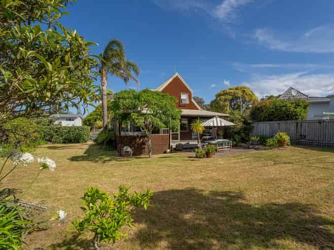 14 Kennedy Park Drive, Pauanui