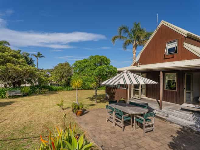 14 Kennedy Park Drive, Pauanui