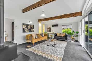 98 Riwai Street, Paraparaumu