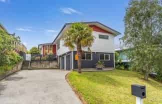 98 Riwai Street, Paraparaumu