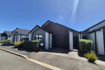 5 Earhart Lane, Wigram