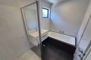 5 Earhart Lane, Wigram