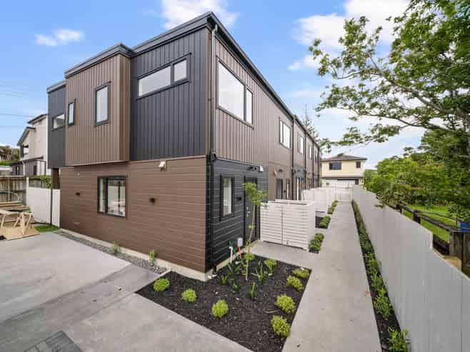 6/302 Blockhouse Bay Road, Avondale