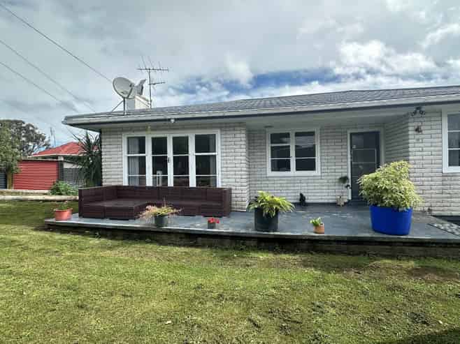 29 Buller Crescent, Manurewa