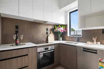 5/302 Blockhouse Bay Road, Avondale