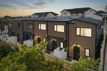5/302 Blockhouse Bay Road, Avondale