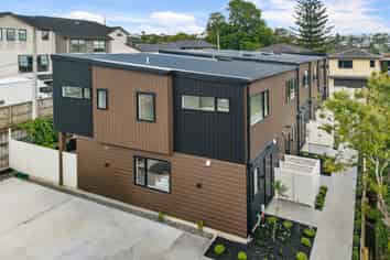 5/302 Blockhouse Bay Road, Avondale