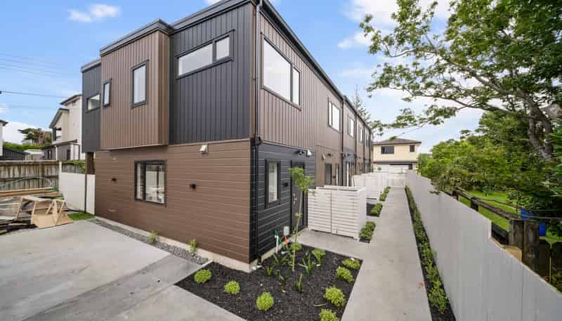 5/302 Blockhouse Bay Road, Avondale